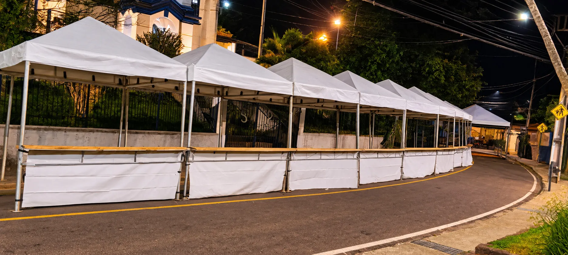 Entrega da Flex: balcões em local de cliente