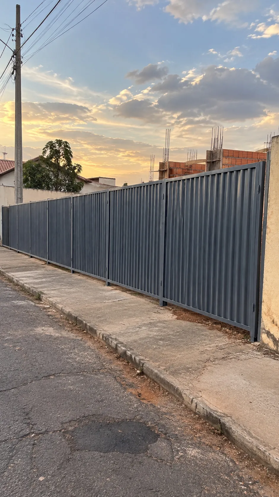 Entrega da Flex: tapumes em local de cliente